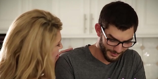blowjob,cougar,cumshot,deepthroat,facial,handjob,hd,mature,milf